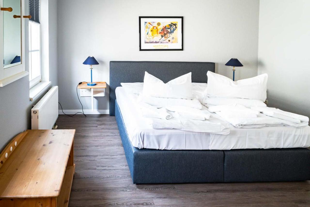 Apartmenthaus Chrischanshof รอสต็อค ภายนอก รูปภาพ