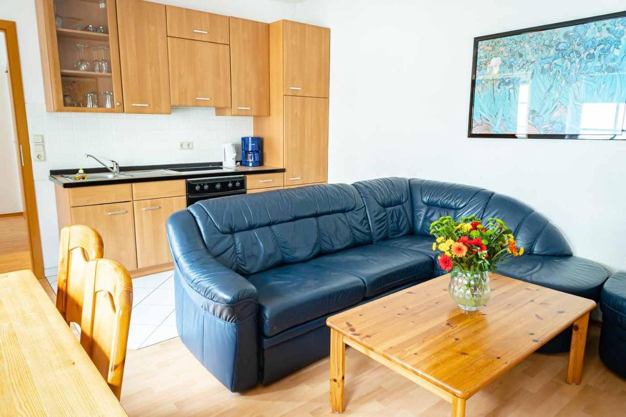 Apartmenthaus Chrischanshof รอสต็อค ภายนอก รูปภาพ