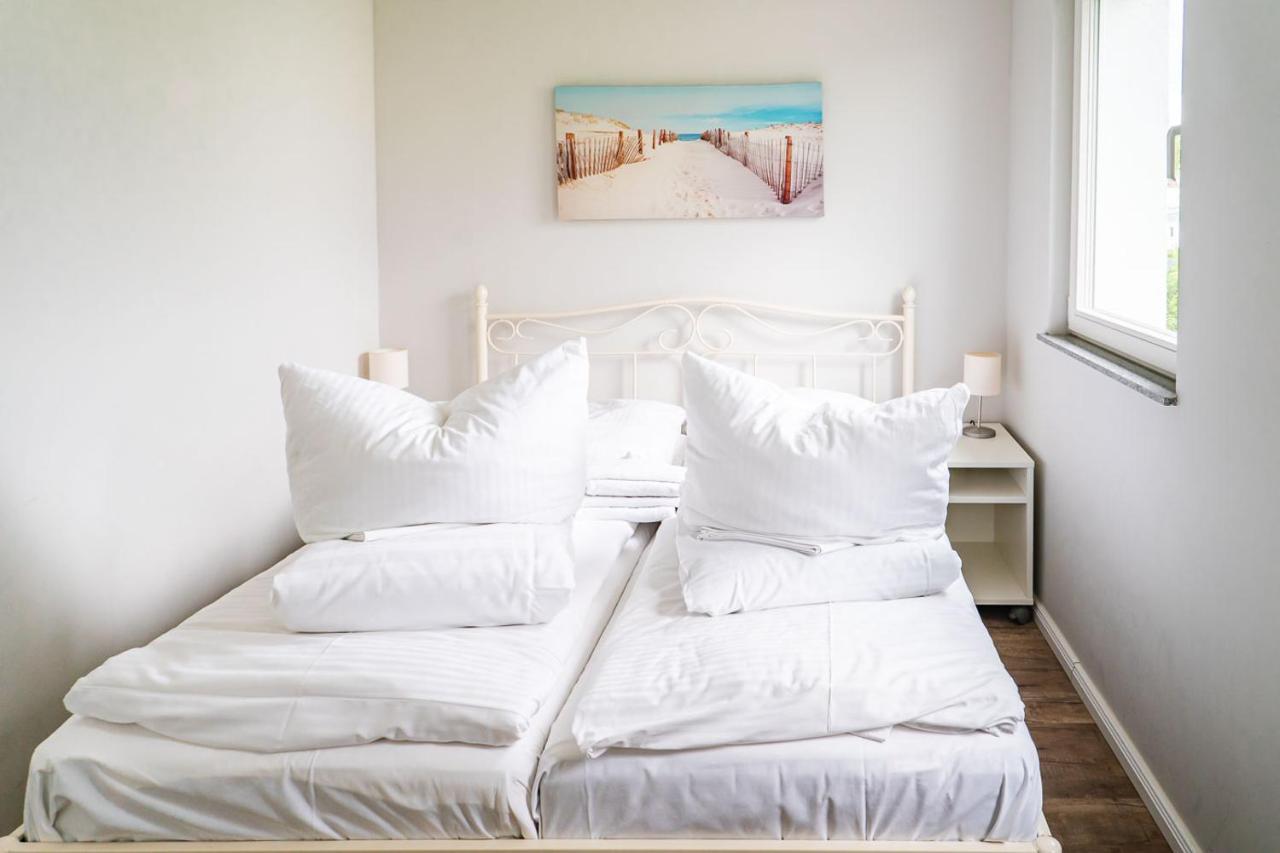 Apartmenthaus Chrischanshof รอสต็อค ภายนอก รูปภาพ