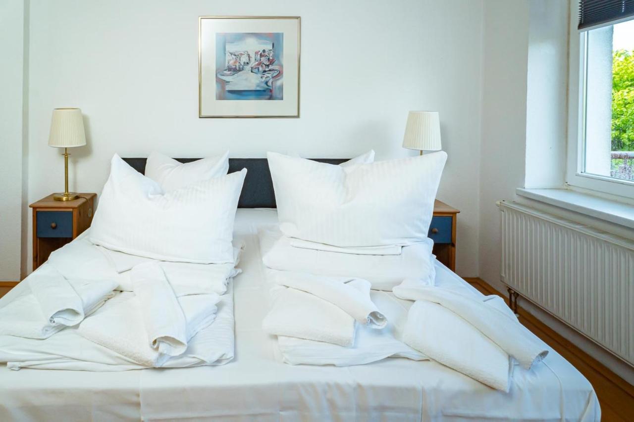 Apartmenthaus Chrischanshof รอสต็อค ภายนอก รูปภาพ
